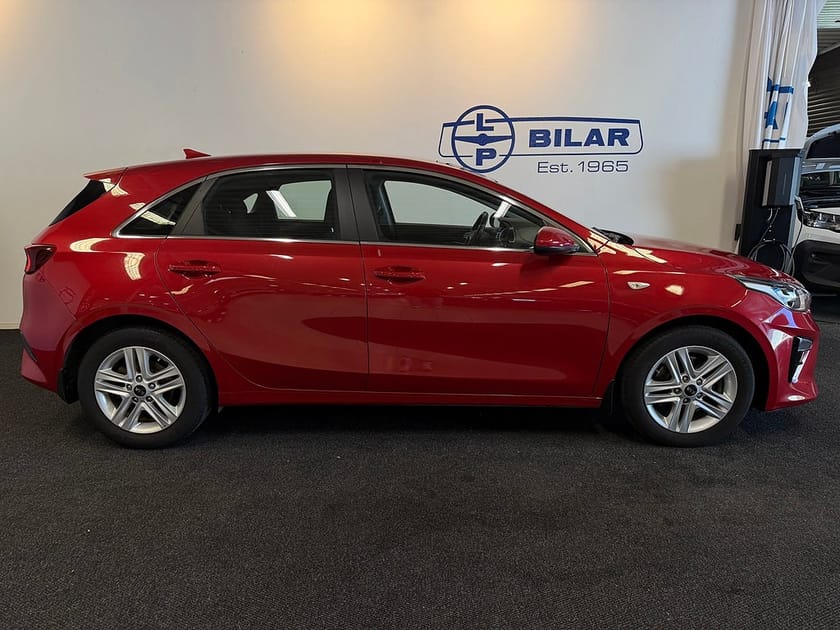 Bild 2 av Kia Ceed 1.0 T-GDI 120hk | Vhjul | Carplay | Kamera | Fullservad