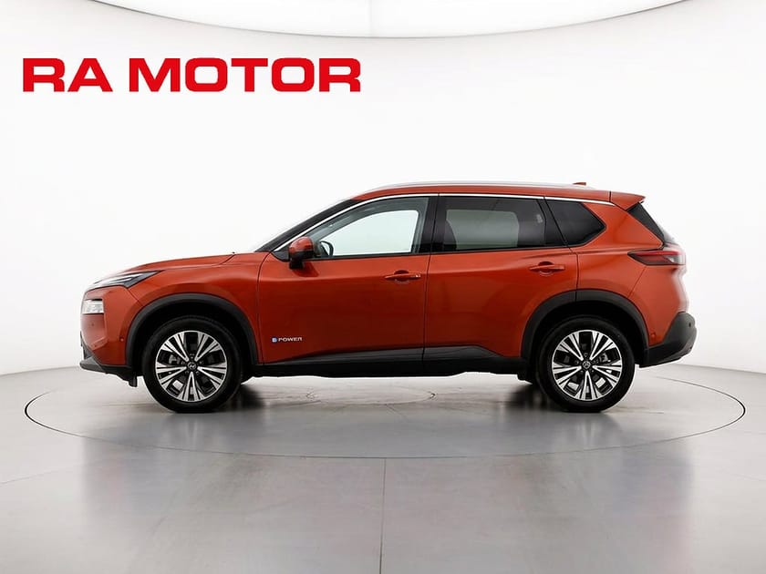Bild 3 av Nissan X-Trail e-4ORCE N-Connecta 7 sits| Nav | 360 | HUD | Garanti