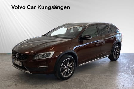Volvo V60 Cross Country D3 Business Adv Summum DRAG / LÄDER