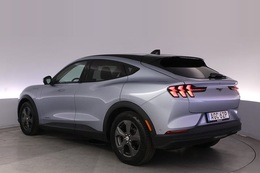Bild 4 av Ford Mustang Mach-E Standard Range Teknik+ Pano B&O BLIS