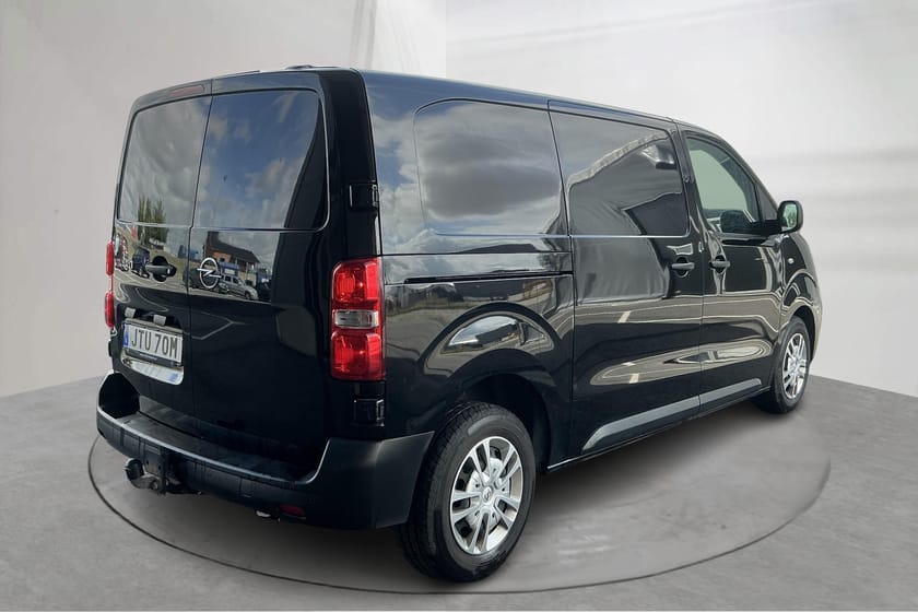 Bild 3 av Opel Vivaro Skåpbil IP 1.5 D (120hk) L2 Parkeringsvärmare Drag