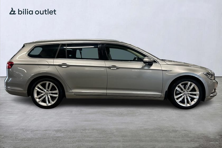 Bild 5 av Volkswagen Passat Sportscombi SC 2.0 TDI 4Motion GTS 240hk Cockpit Navi Drag B-kamera