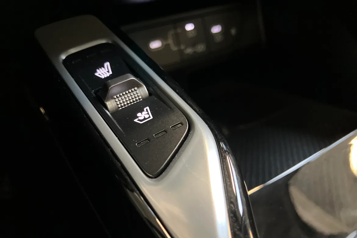 picture of a car