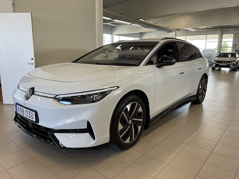 Bild 3 av Volkswagen ID.7 Pro S Tourer 86kWh 286HK HUD / 360° kamera