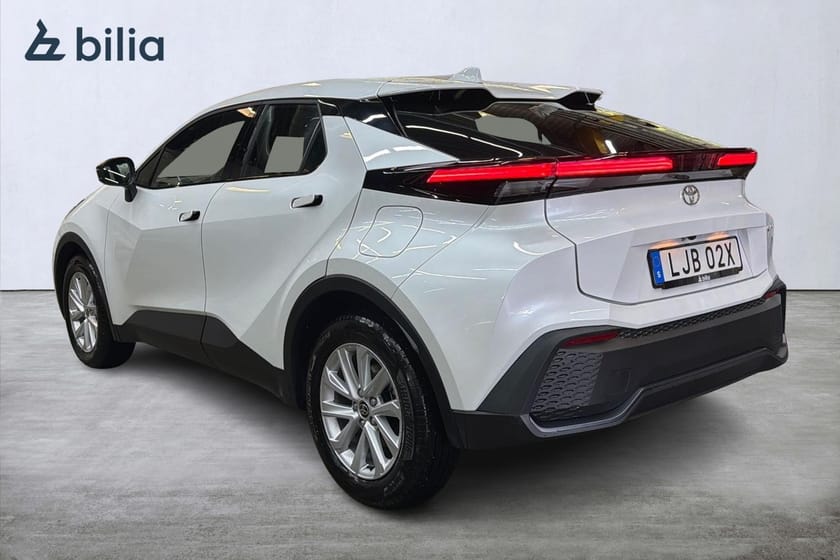 Bild 2 av Toyota C-HR PHEV 2,0 Laddhybrid Active Appstyrd Värmare