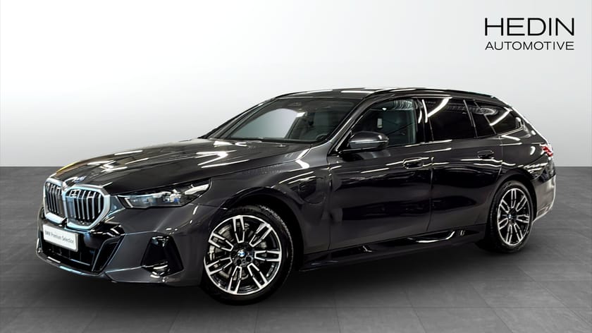 Bild 1 av BMW 530e xDrive Touring M-Sport Dragkrok DAP Tonade rutor