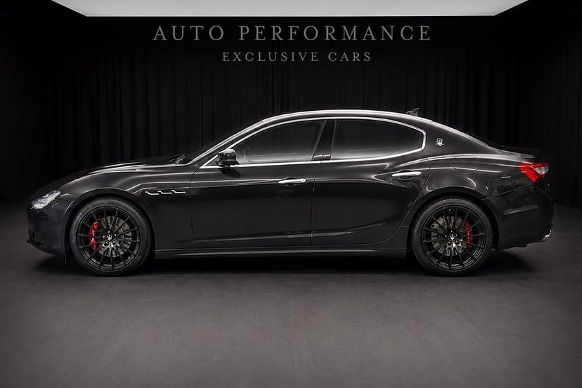 Bild 2 av Maserati Ghibli S Q4 SQ4 410hk Se Spec. / Hemleverans /