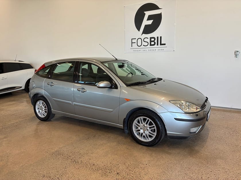 Bild 1 av Ford Focus 5-dörrars 1.6 Flexifuel Motorvärmare Kamremsbytt SoV