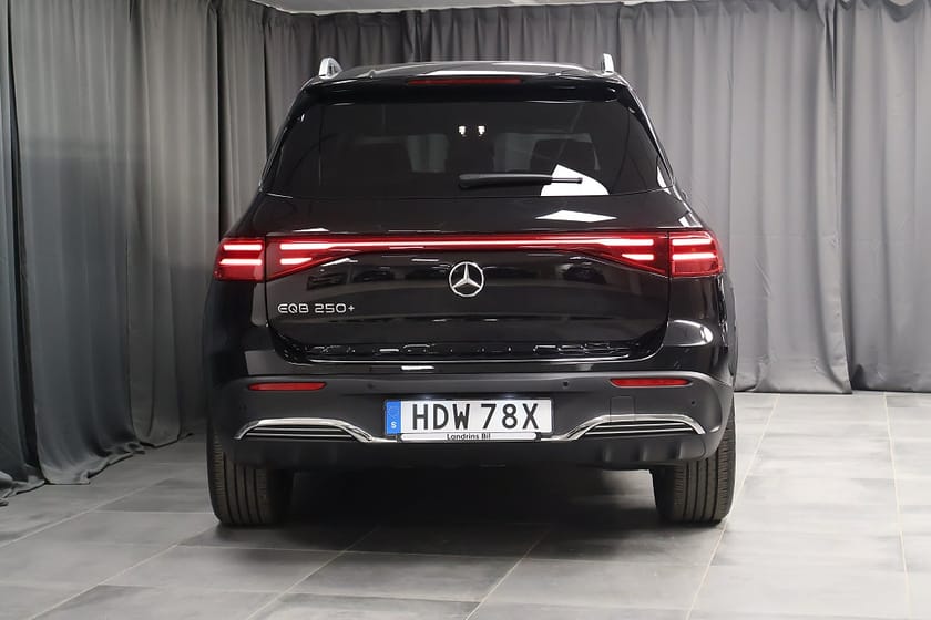 Bild 4 av Mercedes-Benz EQB 250+ AMG Line Advanced 7-sits vinterpaket AC/DC