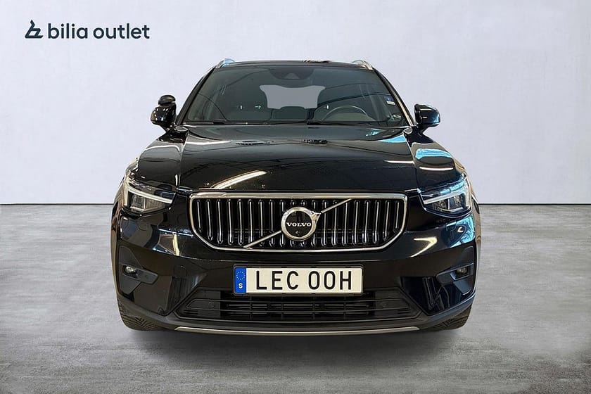Bild 2 av Volvo XC40 Recharge T4 DCT 211 Hk Core Bright Drag Backkamera