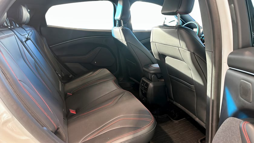 Bild 5 av Ford Mustang Mach-E Standard Range AWD 269HK 400km Teknikpaket