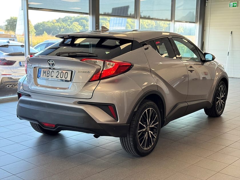 Bild 3 av Toyota C-HR Hybrid
