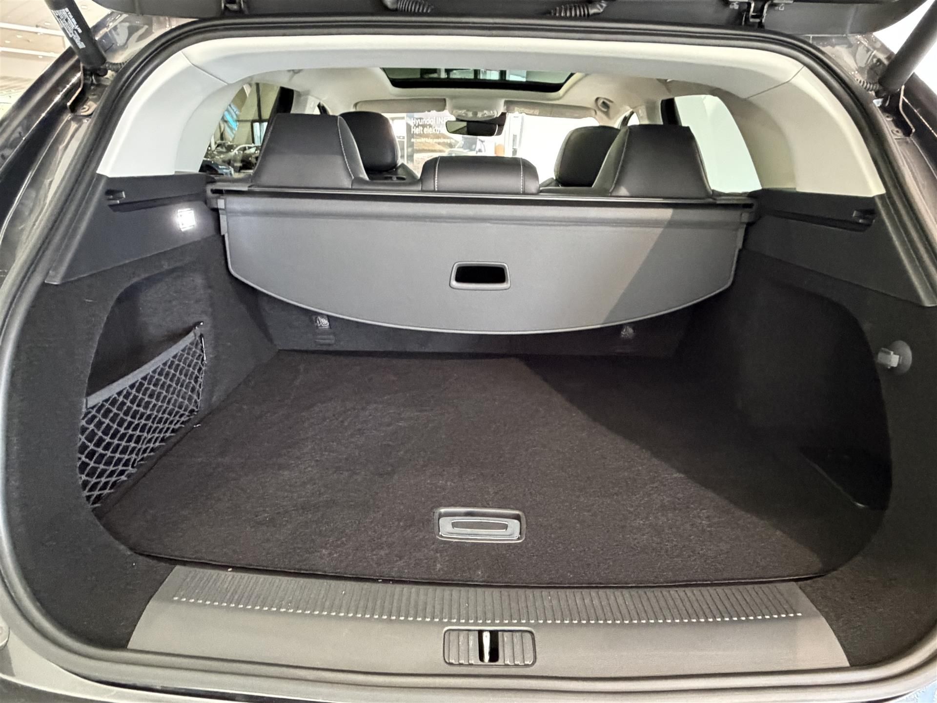MG Marvel R Lux 2022, bild 5/12
