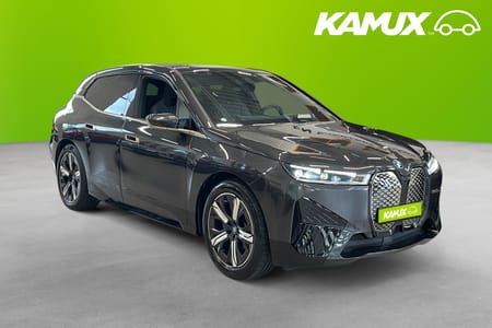 BMW iX xDrive40 Sport Pano Sky H/K Laser Drag