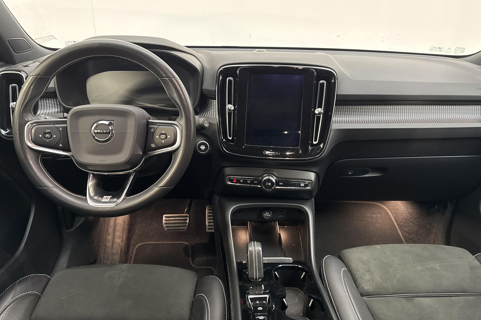 Volvo XC40 D3 2020, photo 7/10