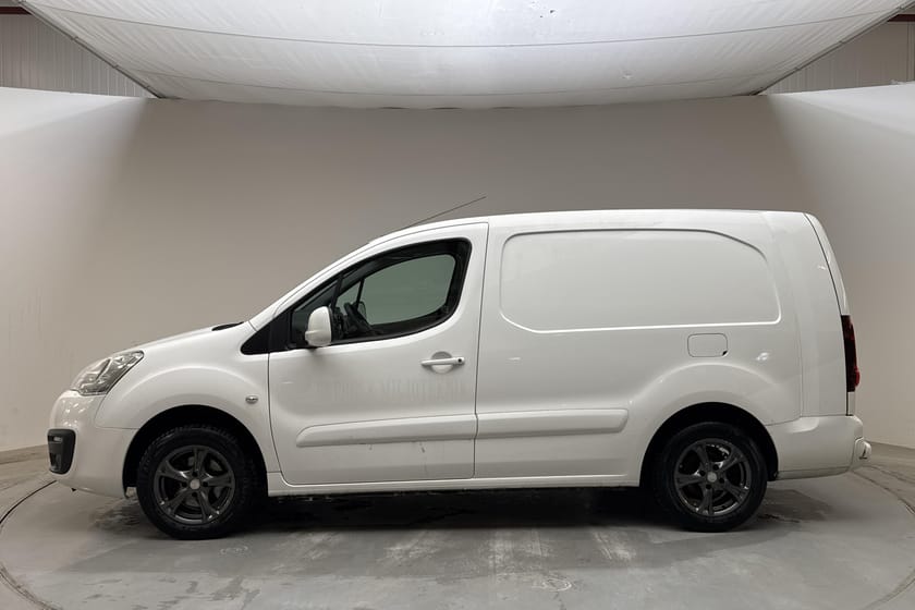 Bild 2 av Citroën Berlingo Van L2 1.6 Skåp (100hk) Verkstadsinredning