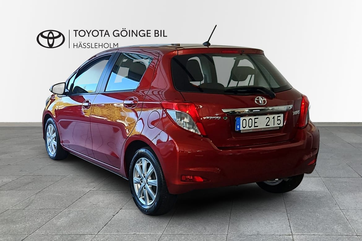 Toyota Yaris 5-door 1.33 Dual VVT-i Manual, 99hp, 2011