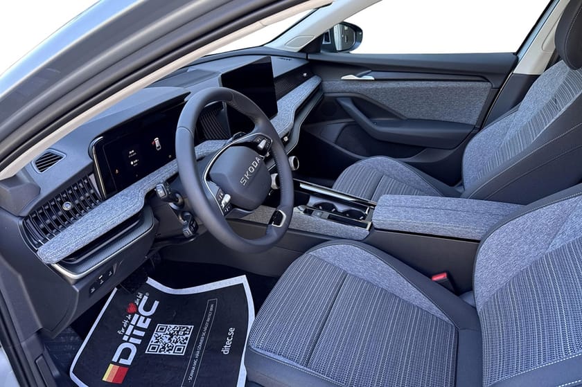 Bild 4 av Škoda Superb iV Kombi Selection 1,5 TSI 204 Hk 6 vxl DSG