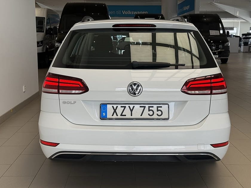 Bild 4 av Volkswagen Golf Sportscombi 1.0 TSI 110HK Automat Backkamera/Drag