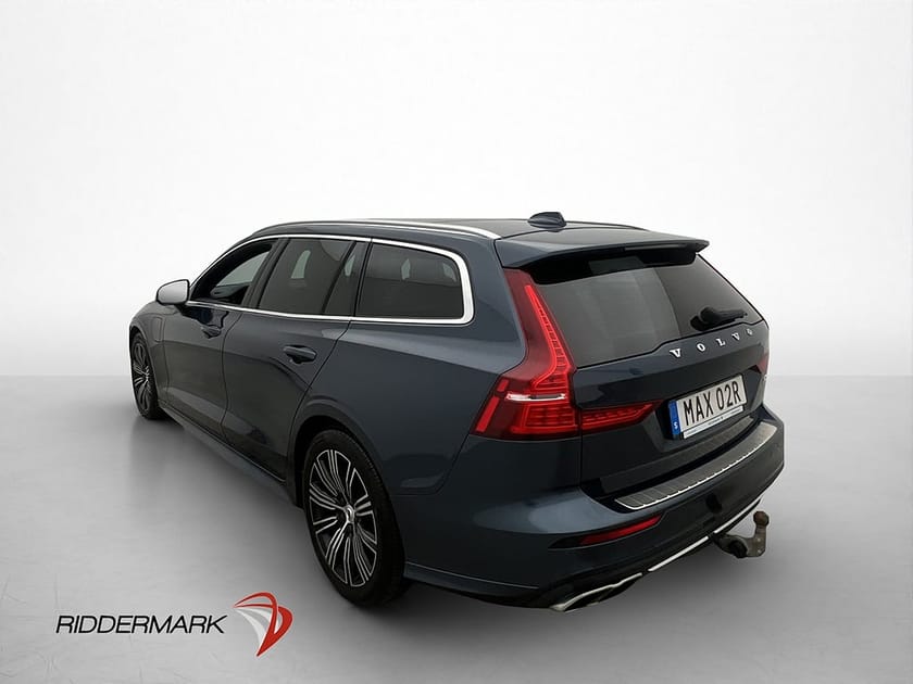 Bild 5 av Volvo V60 T8 AWD Inscription Pano Värmare 360° H/K Drag
