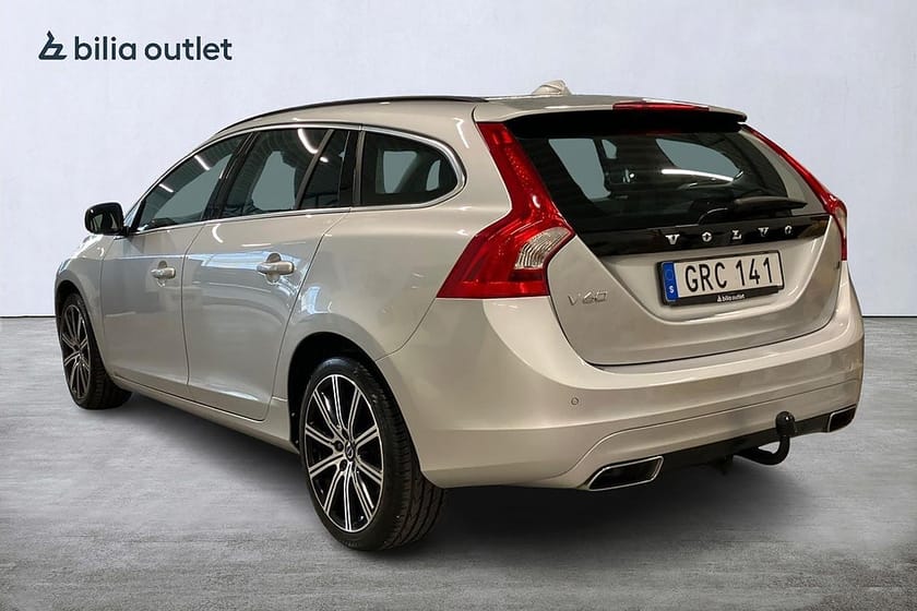 Bild 3 av Volvo V60 D4 AWD Classic Dragkrok Navigation PDC Fram&Bak