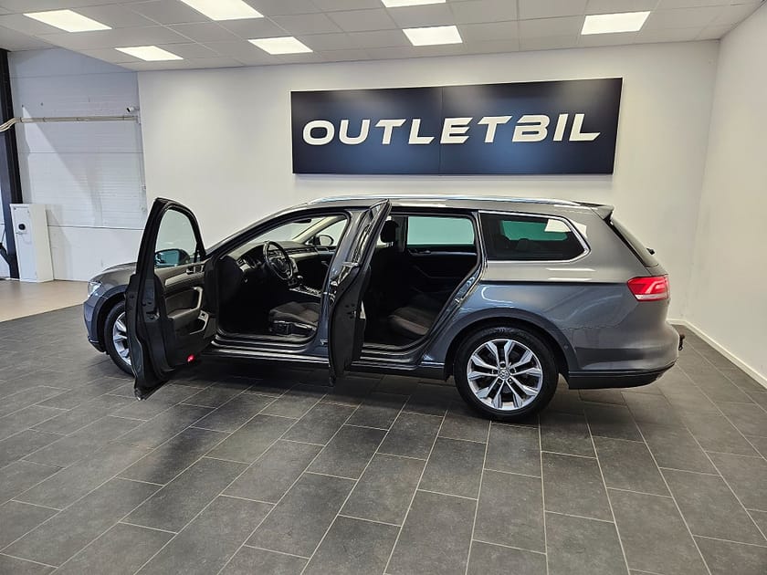 Bild 3 av Volkswagen Passat Sportscombi 2.0 TDI 150hk Automat Backkamera Drag