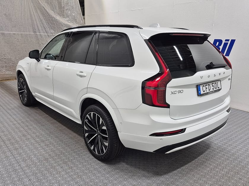 Bild 5 av Volvo XC90 T8 Recharge Ultra Dark 7-Sits plug in 456HK 4x4 Panora