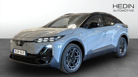Subaru Uncharted Dual Motor TOURING + AWD