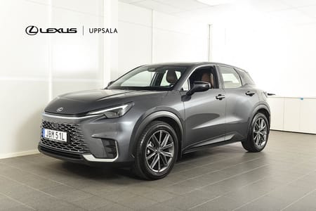 Lexus LBX 1,5 Relax Tech Helskinn Vinterhjul MOMS
