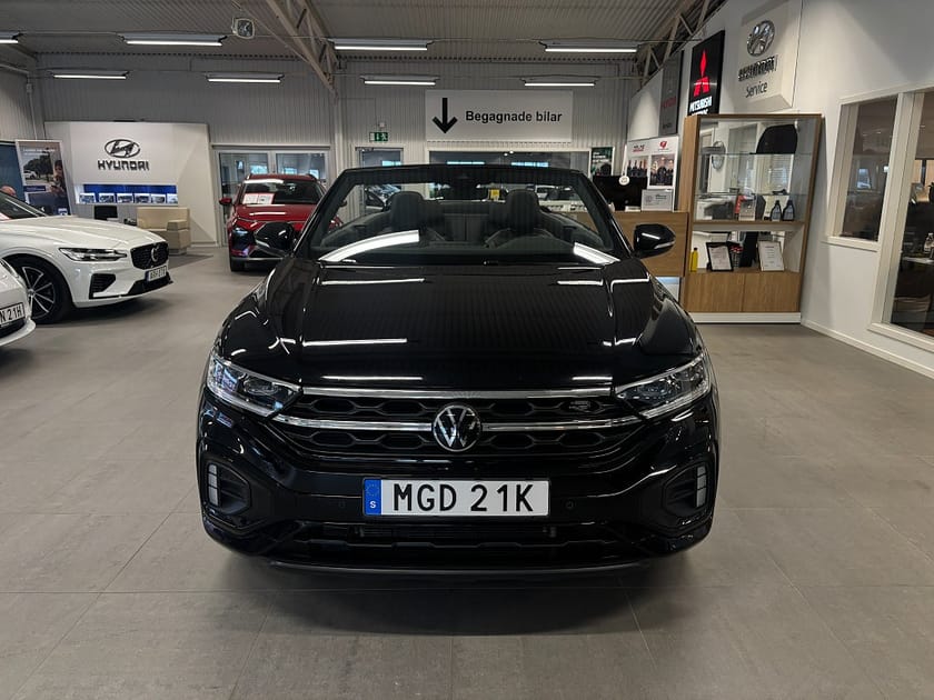 Bild 2 av Volkswagen T-Roc Cabriolet 1.5 TSI DSG R-Line Adap Farth Led Skinn 1 äg