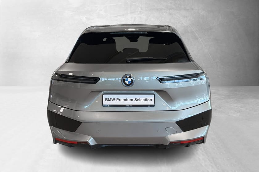 Bilde 5 av BMW iX xDrive50 Luft Sving H/K Laser Skylounge Krok