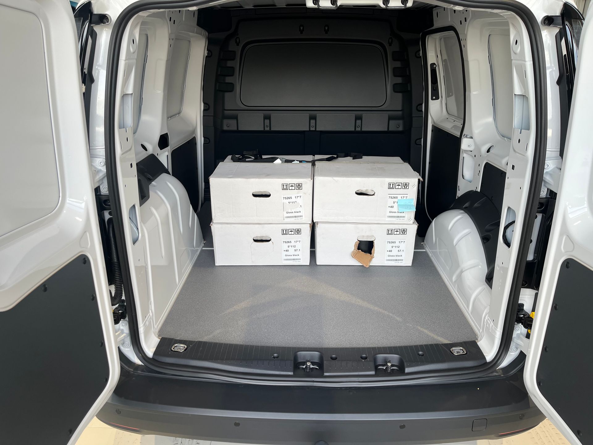 Volkswagen Caddy Cargo 2.0 TDI DPF SCR 2025, bild 6/10