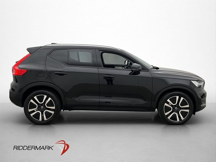 Bild 4 av Volvo XC40 B4 197hk Momentum Värmare Kamera Drag Navi BLIS