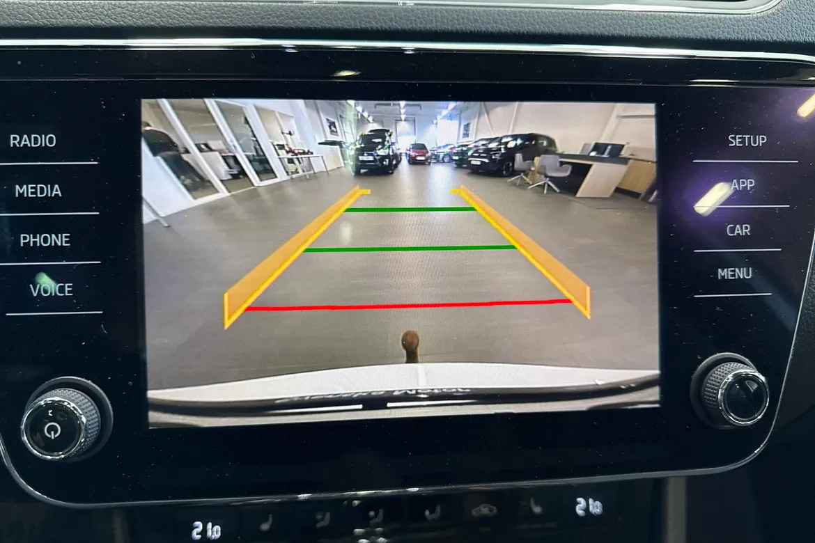 picture of a car