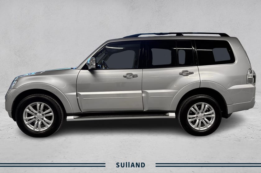 Bilde 2 av Mitsubishi Pajero 5-dørs 3,2D-190hk 4x4 Instyle+ Topputgaven