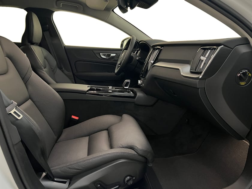 Bild 4 av Volvo V60 T6 Plus Dark Nordic Edition