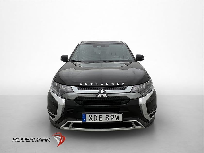 Bild 2 av Mitsubishi Outlander PHEV Business AWD 360 Skinn Elstol Drag