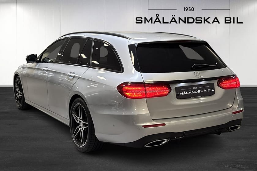 Bild 4 av Mercedes-Benz E 220 T d AMG Line Drag 194hk