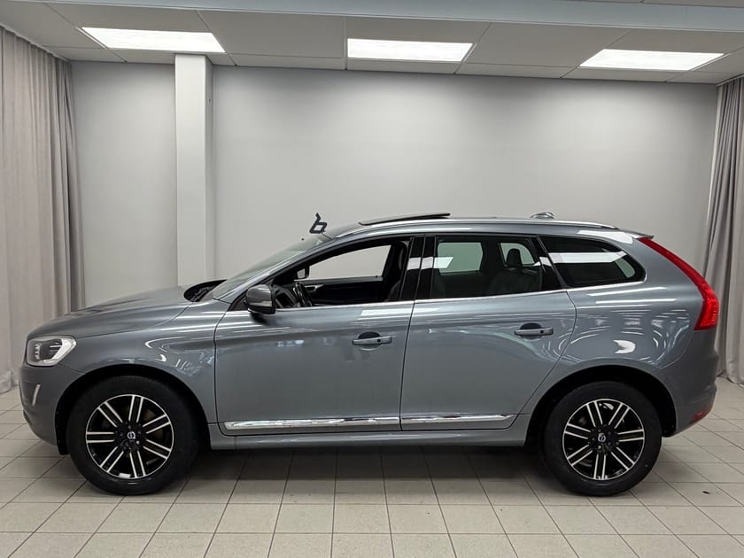 Bild 2 av Volvo XC60 D4 AWD Classic Summum | Drag | Parkeringskamera bak