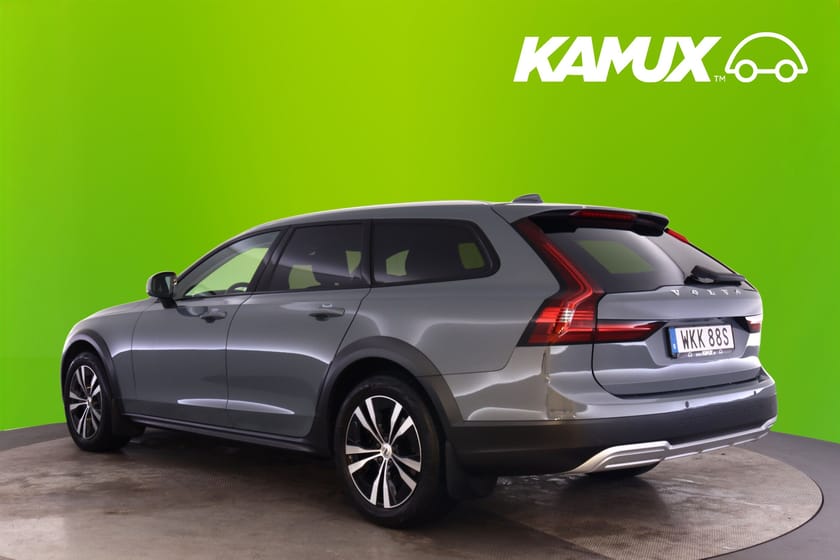 Bild 5 av Volvo V90 Cross Country B4 AWD Momentum Advanced B-kam Navi Drag Värm BLIS Keyless Skinn