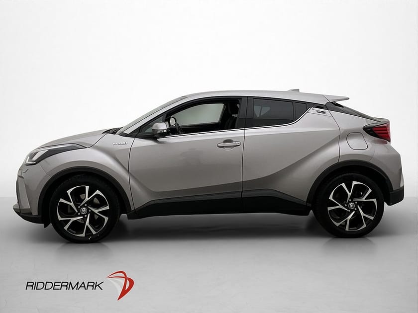 Bild 4 av Toyota C-HR Hybrid CVT 122hk X-Edition Dragkrok Kamera JBL