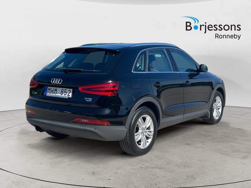 Bild 3 av Audi Q3 2.0 TFSI quattro Proline Manuell, 170hk Dragkrok