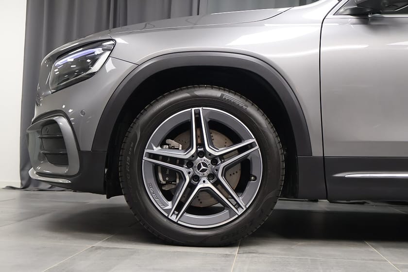 Bild 5 av Mercedes-Benz GLB 220 d 4MATIC
