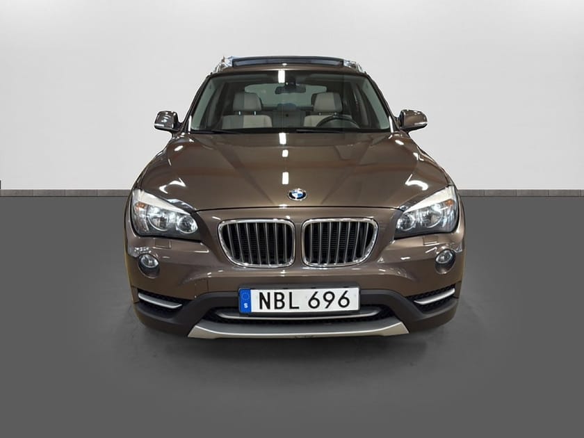 Bild 2 av BMW X1 xDrive20d 184hk xLine Steptronic Panorama,Navi,Dieselv