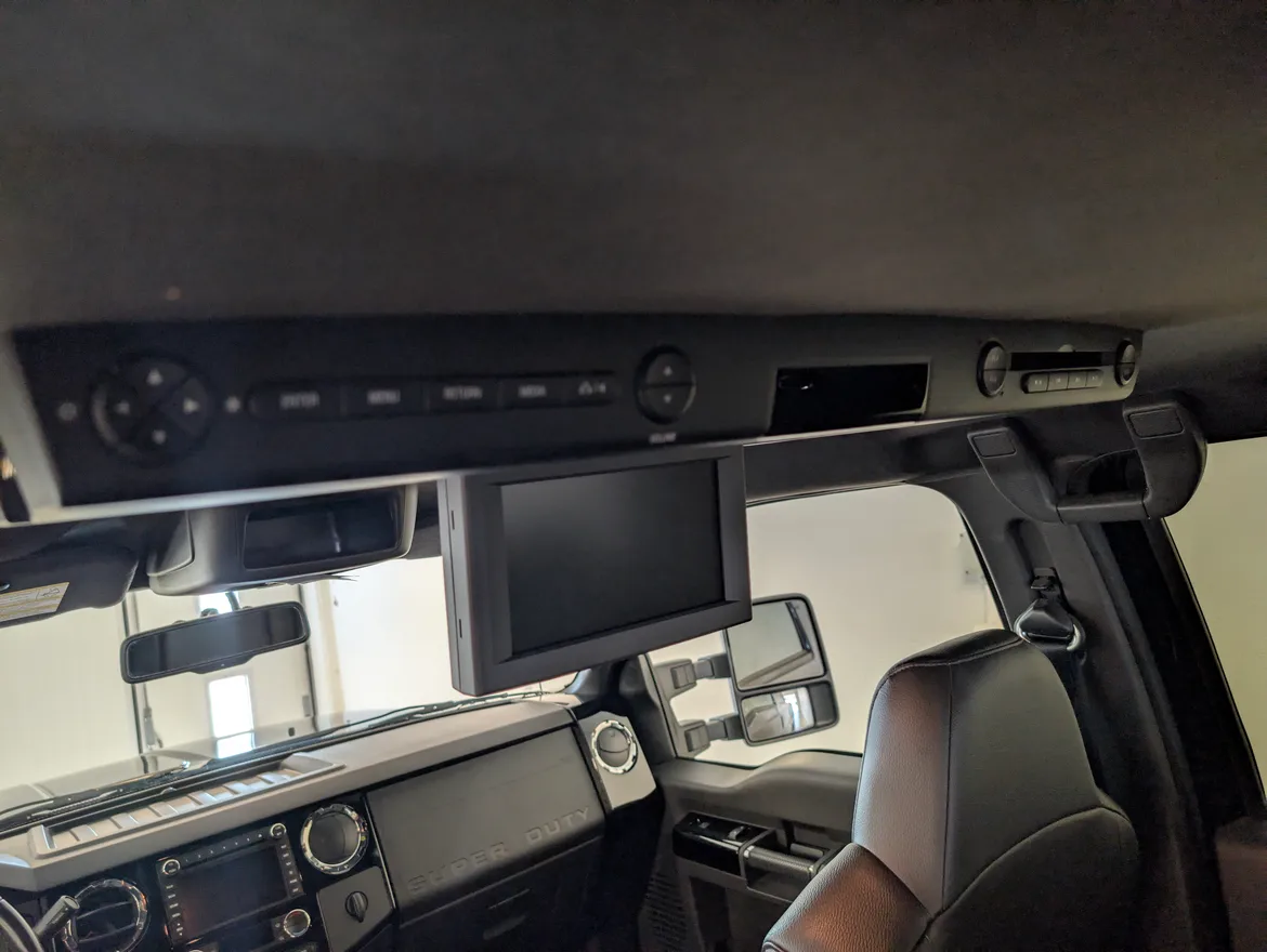 Ford F-350 Crew Cab