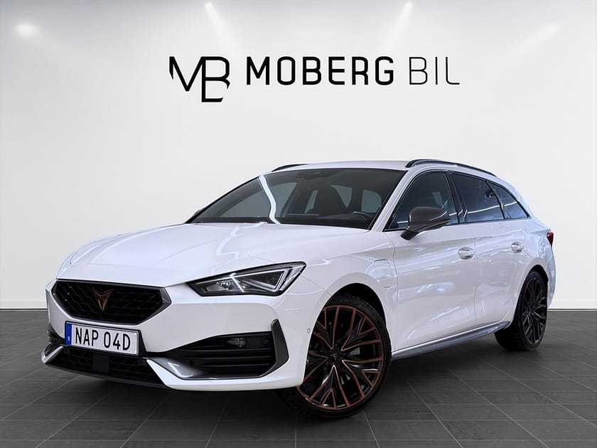 Bild 1 av CUPRA Leon Sportstourer e-Hybrid VZ 245hk FR Drag B-Kamera Navi