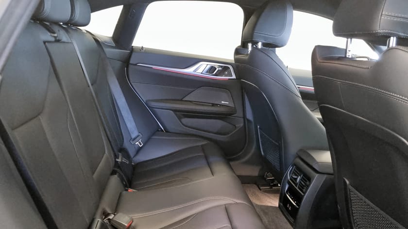 Bild 5 av BMW i4 M50 xDrive Gran Coupé Laser, DAP, H&K, Drag, Elstol, Komfortöppning