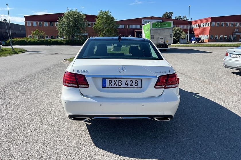 Bild 4 av Mercedes-Benz E 350 BlueTEC 4MATIC Plus Avantgarde TOPPUTRUSTAD