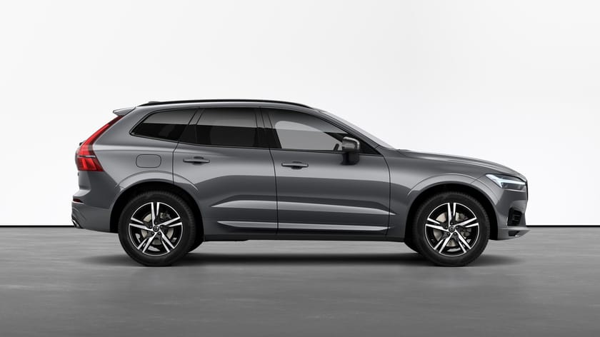 Bilde 2 av Volvo XC60 Recharge T6 R-Design KROK|PANO|LYS.PK|H&K|TONEDE
