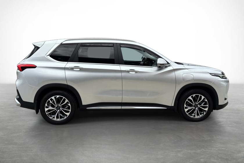 Bilde 4 av Maxus Euniq 6 70 kWt, Exclusive, 754L Bagasjerom, 360 kamera, Skinn